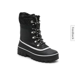 Size 7 Woman Snow Boot